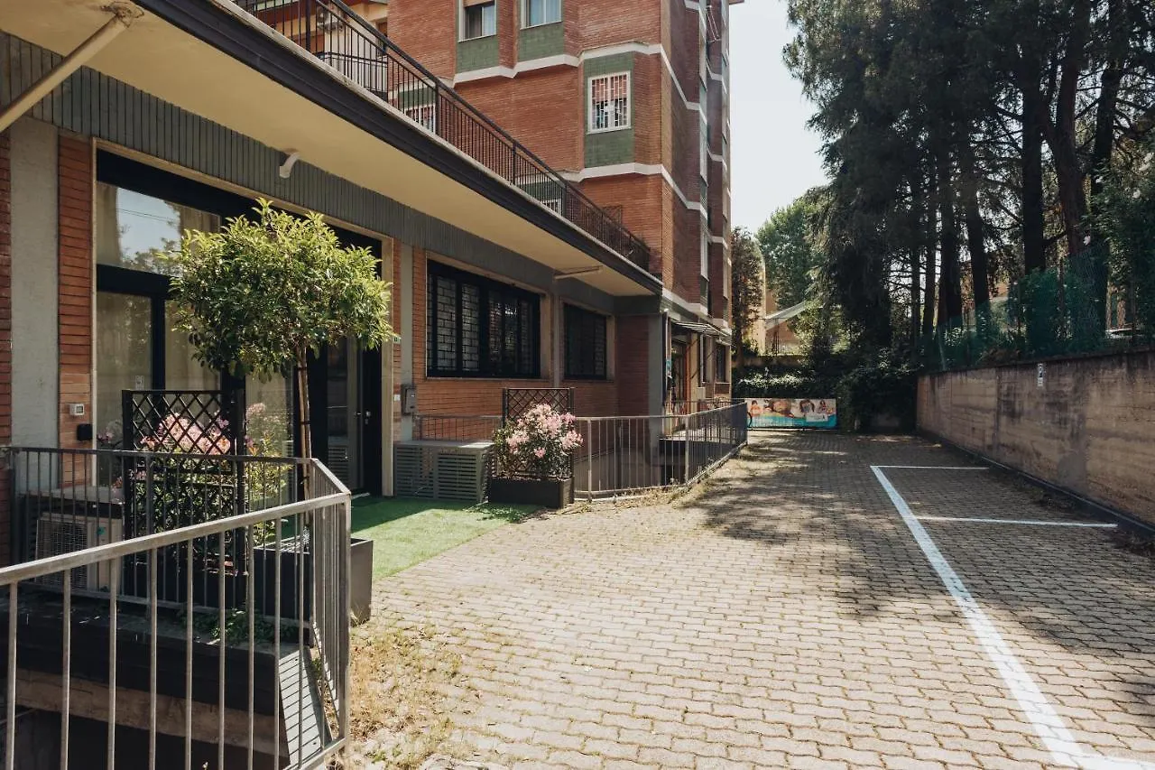 Caseospitali - Bologna Studio 1, Grande Bilocale Con Arredo Design E Posto Auto Per 4 0*,