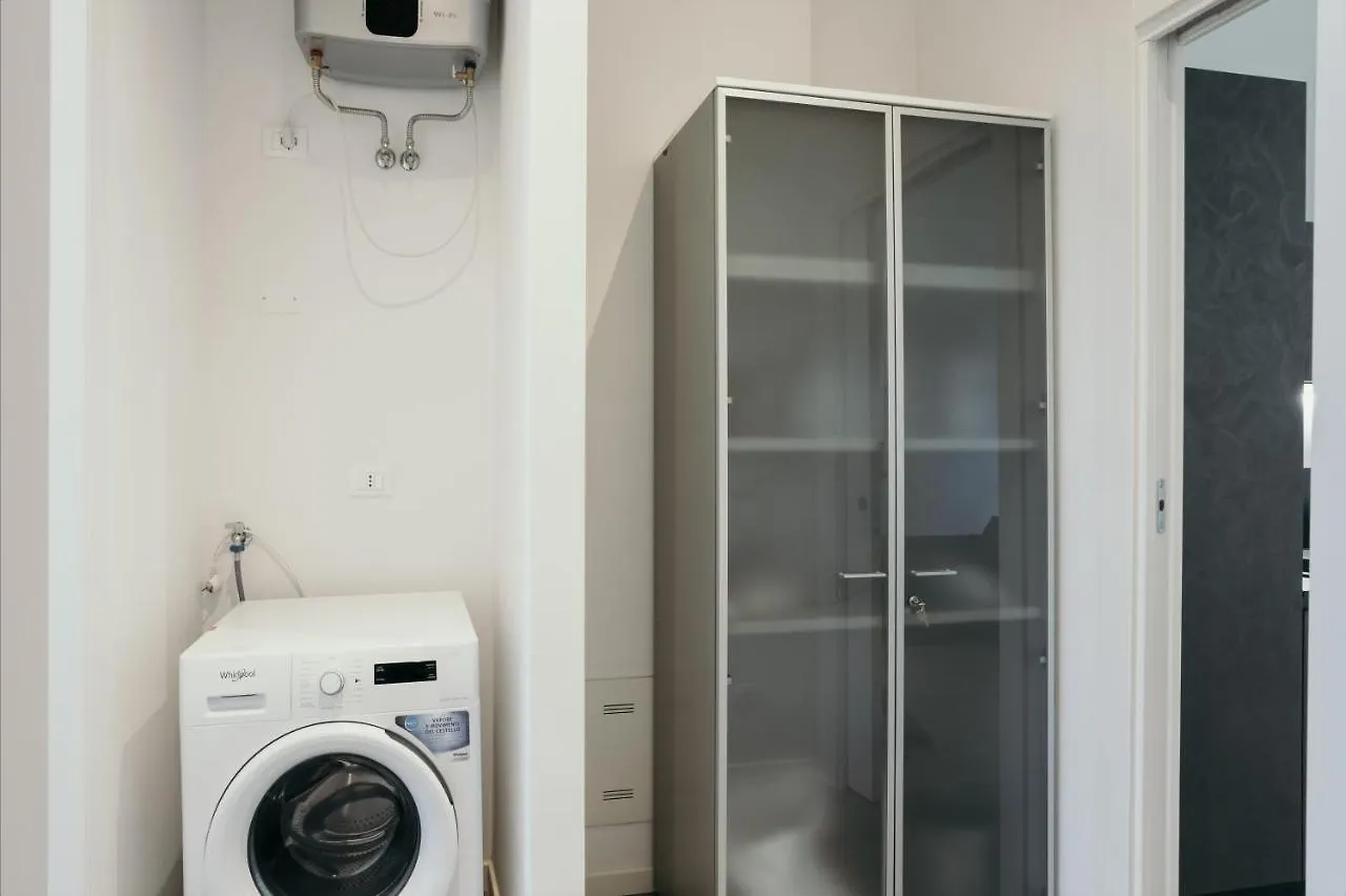 Caseospitali - Bologna Studio 1, Grande Bilocale Con Arredo Design E Posto Auto Per 4 Italy